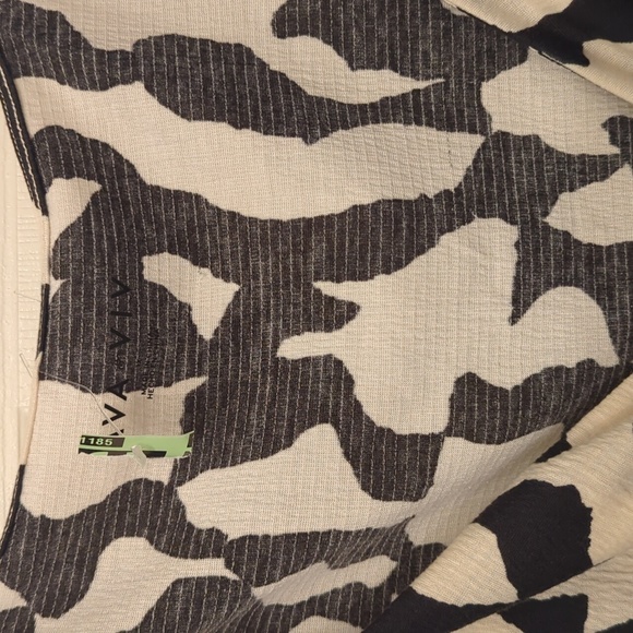 AVA & VIV NEW PLUS SIZE PRINT FRONT TIE BOW TOP 1X - Picture 8 of 11